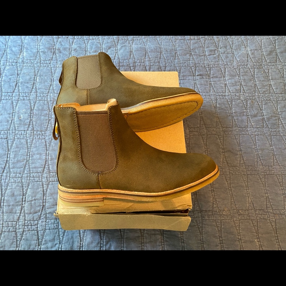 Clarks Gobi Chelsea Desert Boot -